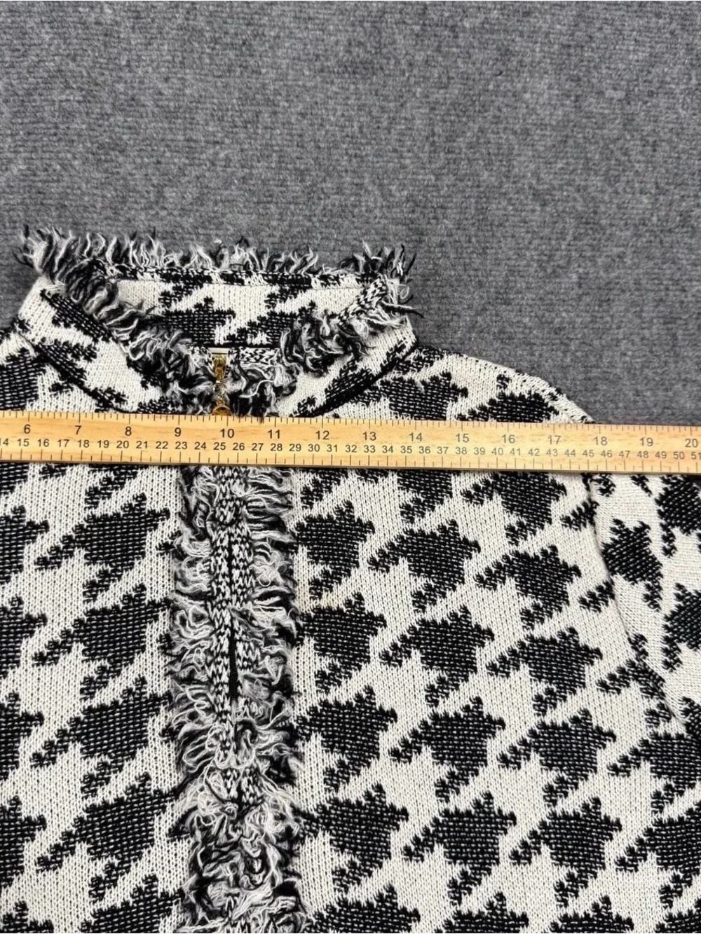 St. John Sport cardigan Size L
